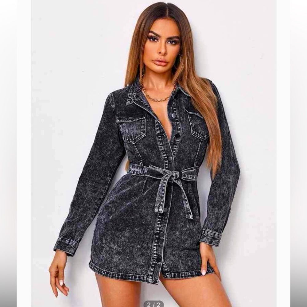 BUTTON FRONT POCKET PATCHED BELTED DENIM DRESS